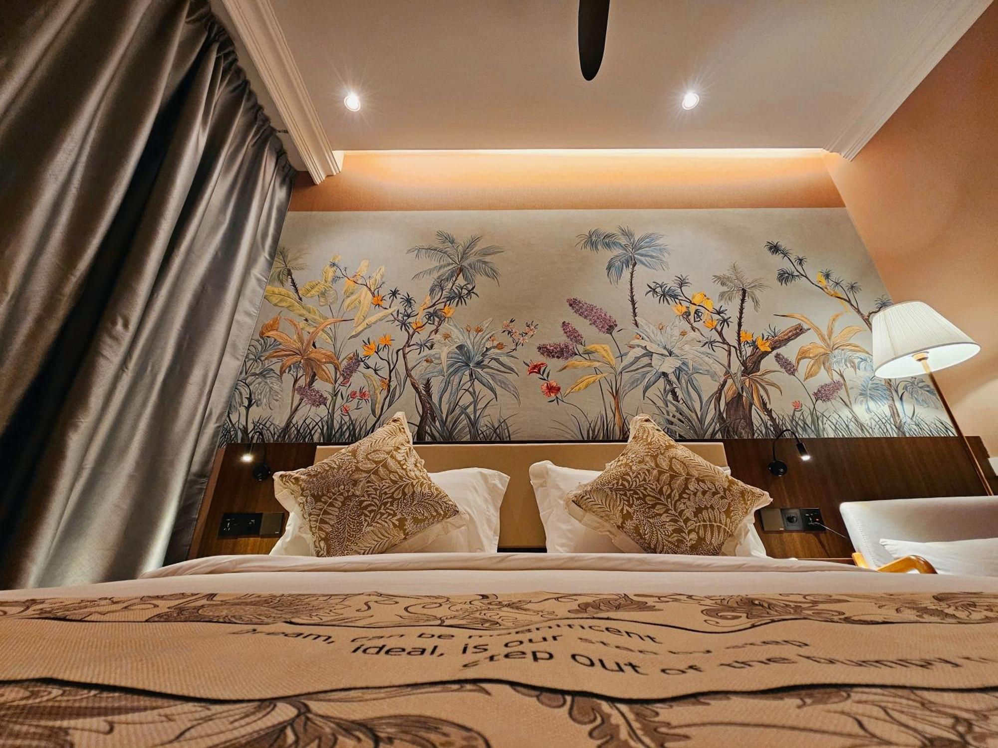 The Palm Suite At Lava Mansion George Town Exterior photo